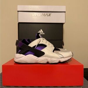 Nike OG Purple Punch Huarache size 10.5